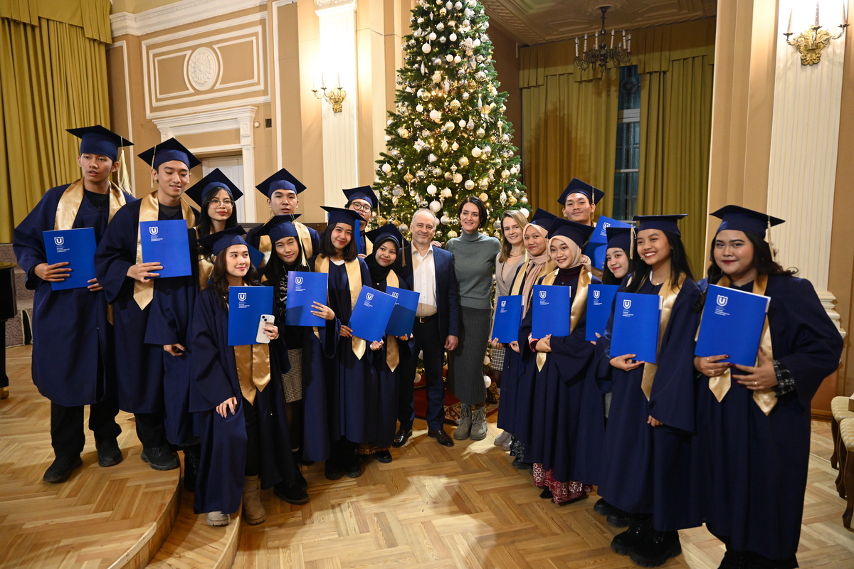 Tomsk universitetlarida jinsiy aloqa